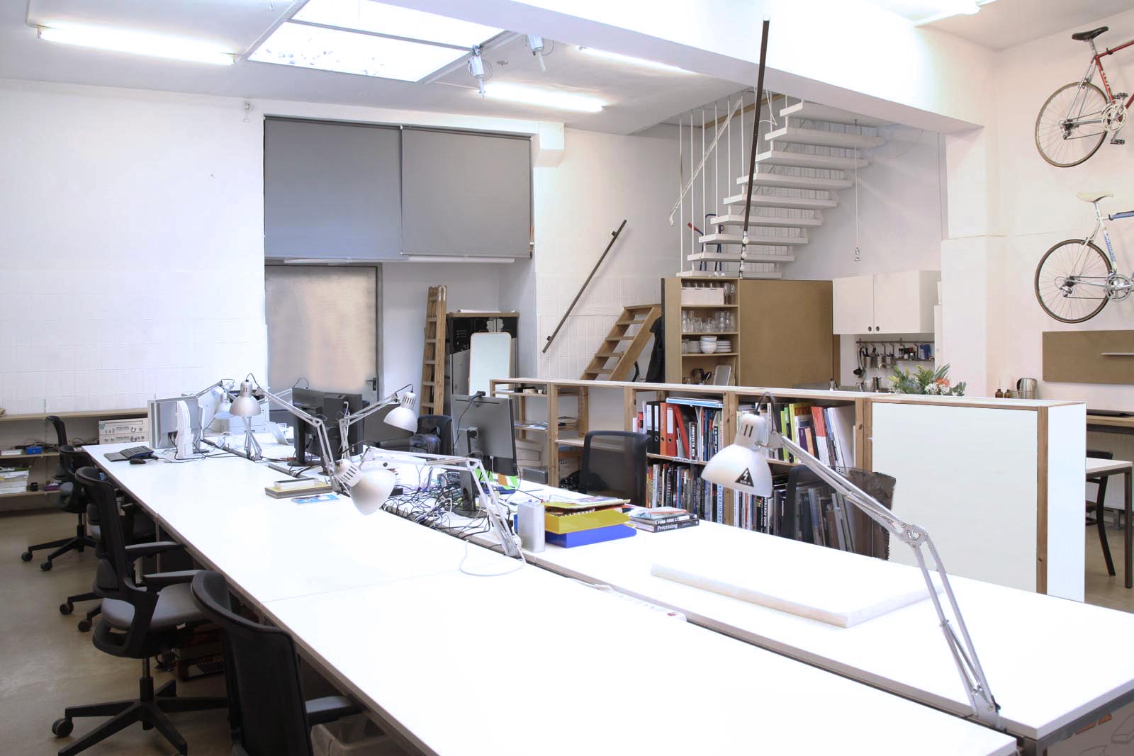 Basis Coworking Space Wien Nähe Hauptbahnhof - Innenansicht Büroarbeitsplätze